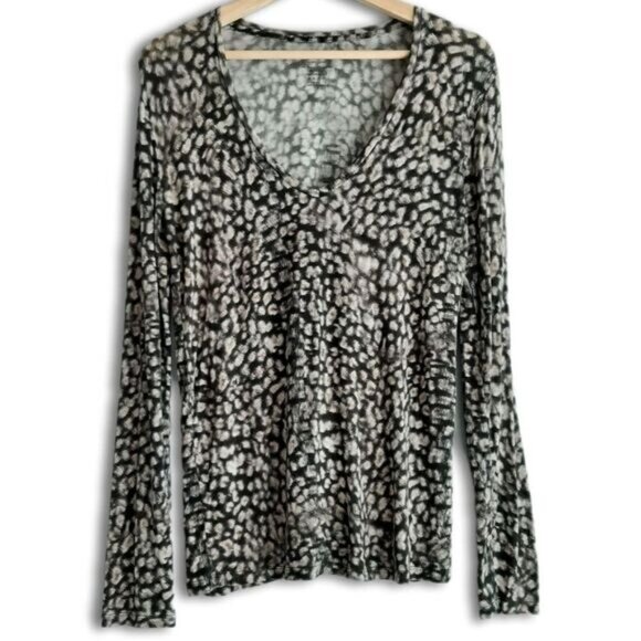 SAKS FIFTH AVENUE | X MAJESTIC FILATURES Extrafine Superwashed Tee Cheetah Sz S - Picture 2 of 11